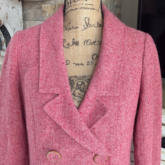 Cabi Madison Avenue pink tweed double breasted coat fringe and gold details - Picture 3 of 16